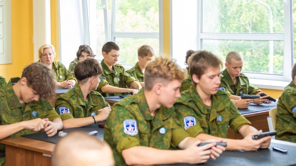 Мордовия на военно-патриотических сборах «Гвардеец» в Приволжском федеральном округе Мордовия на военно-патриотических сборах «Гвардеец» в Приволжском федеральном округе