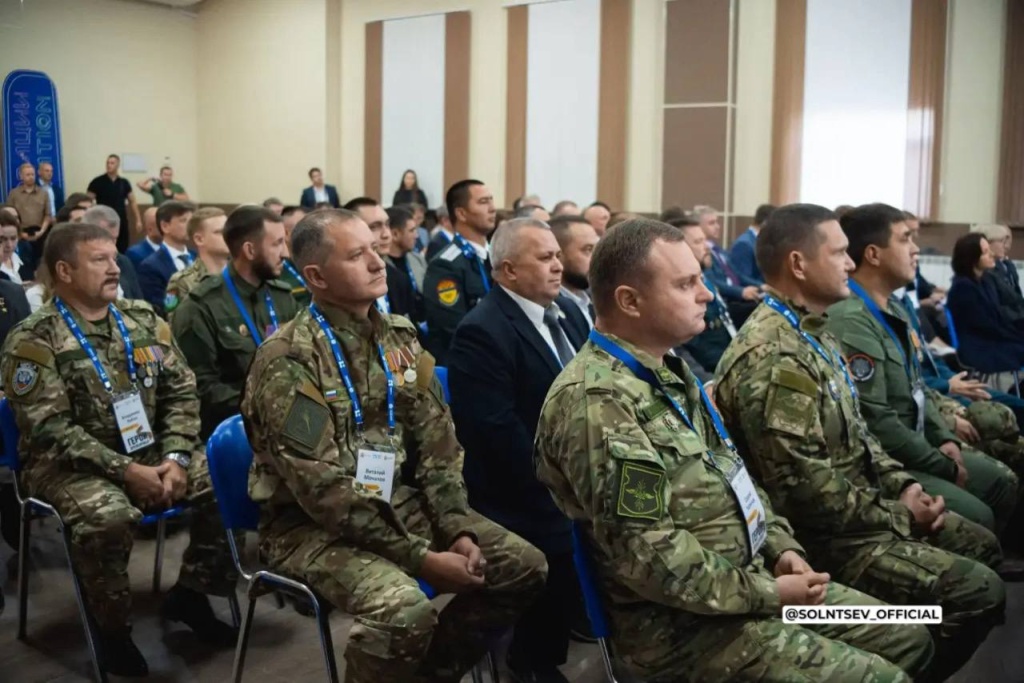 Евгений Солнцев — о роли наставничества в Оренбургской области: «Важно встретить того, кто направит» Евгений Солнцев — о роли наставничества в Оренбургской области: «Важно встретить того, кто направит»