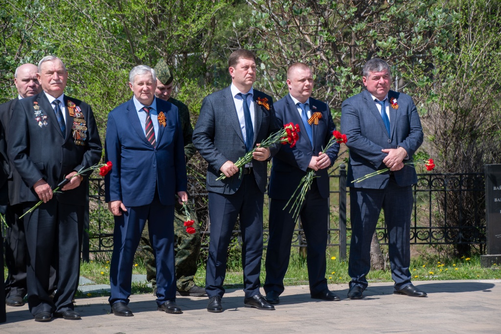 День Победы в Воронеже: депутаты вместе с жителями почтили память героев и поздравили ветеранов День Победы в Воронеже: депутаты вместе с жителями почтили память героев и поздравили ветеранов