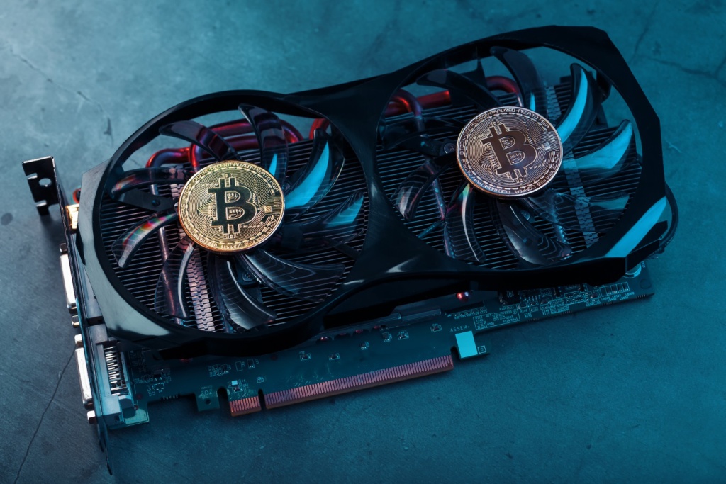 ФНС усилила контроль над майнингом в России