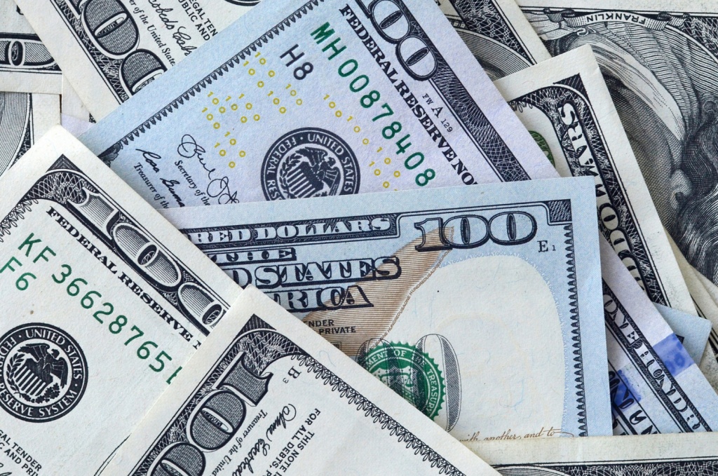 Tesla сэкономила $400 млн на налогах