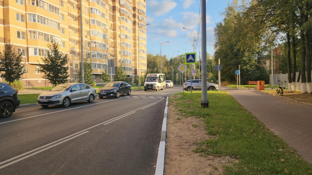 Улица Просвещения в Пушкино модернизирована: расширена дорога, обустроены тротуары и установлены новые автобусные павильоны Улица Просвещения в Пушкино модернизирована: расширена дорога, обустроены тротуары и установлены новые автобусные павильоны