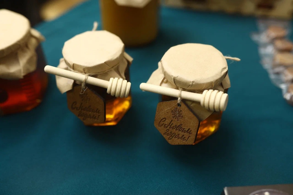 В Костроме прошёл 4-й Межрегиональный форум пчеловодов, собравший свыше 150 экспертов, производителей и переработчиков