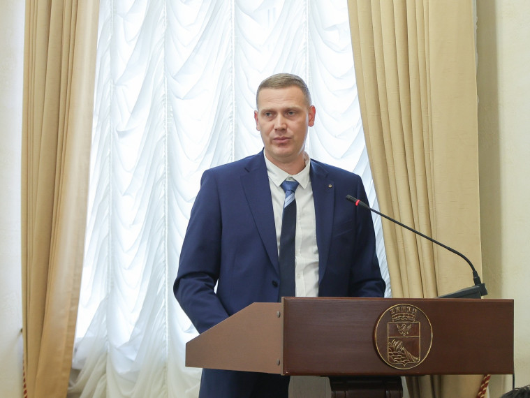 Спорт, благоустройство и партнёрство с бизнесом: что обсудили на планёрке в мэрии Воронежа Спорт, благоустройство и партнёрство с бизнесом: что обсудили на планёрке в мэрии Воронежа