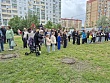 День соседей в Тенистом: депутат Воронежской гордумы Алексей Золотарёв поблагодарил активных жителей за вклад в благоустройство двора